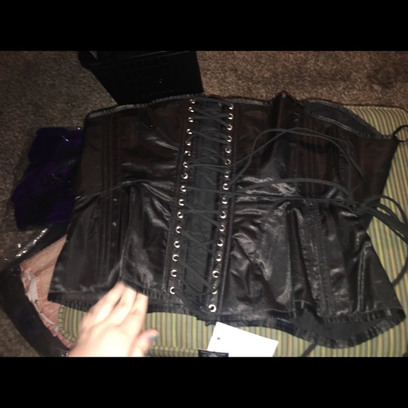 Size 40 waist training optional overbust - Picture 2 of 7